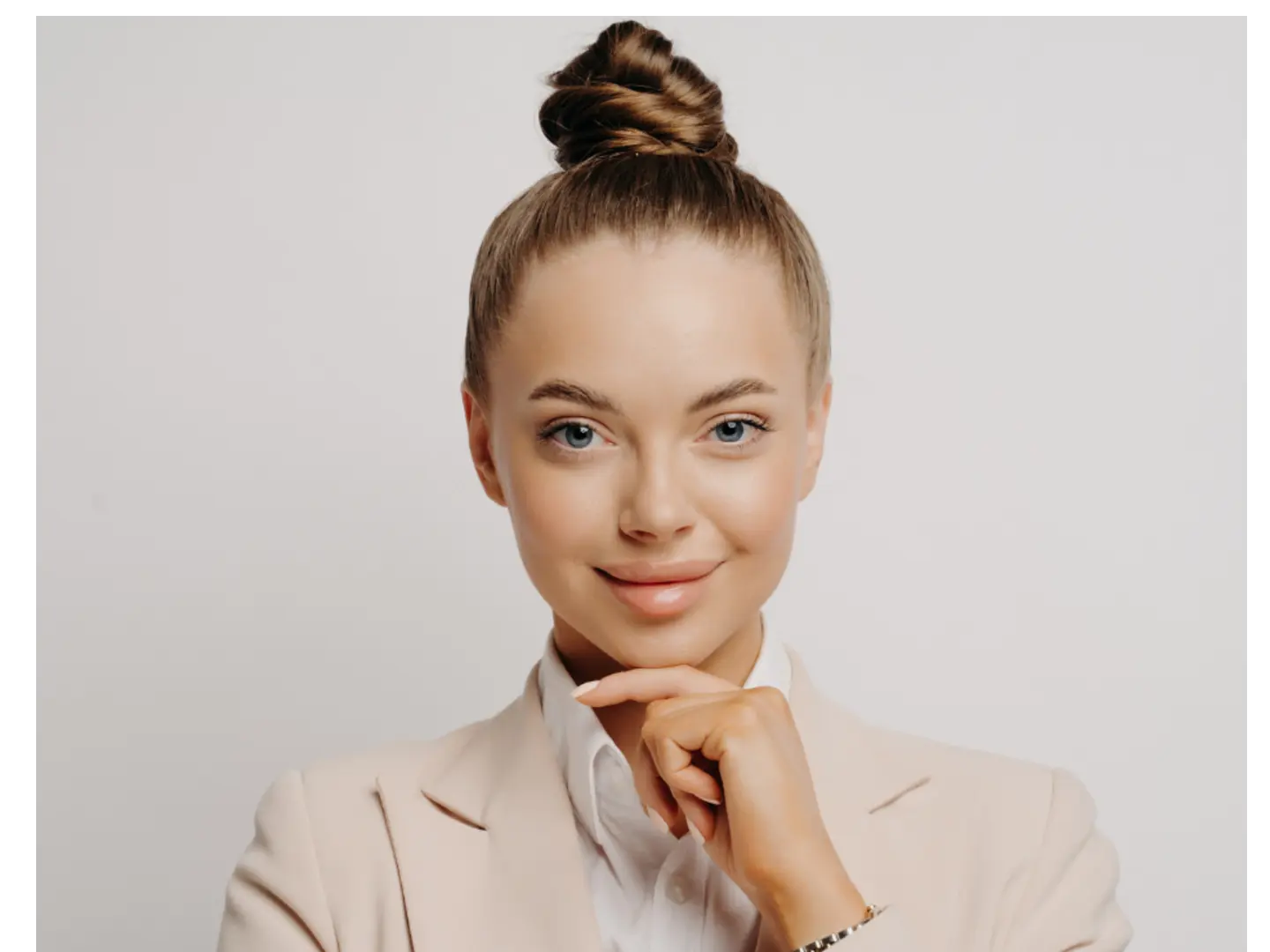 Czuję za dużo. Milczę za długo. Wybucham za mocno.